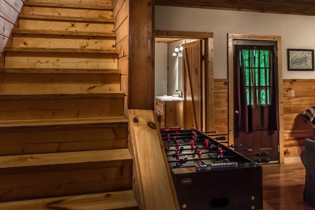 Willa Holly Tree Hideaway - Semi Secluded Mtn Setting Sevierville Zewnętrze zdjęcie
